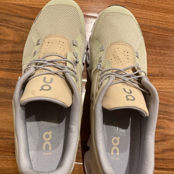 NWO box On Cloud Swiss Engineering Women’s Sneakers Size 10.5 Lightweight - Picture 10 of 13